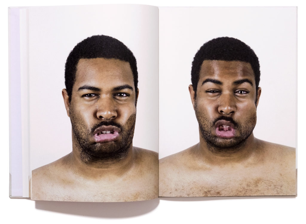 Fotobuch Portraits 330Kmh Doppelseite Mann Wind im Gesicht